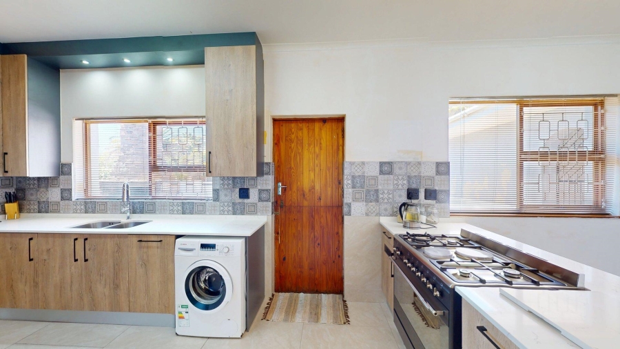 4 Bedroom Property for Sale in Walmer Heights Eastern Cape